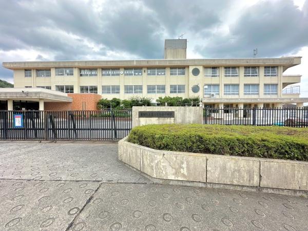 豊能郡豊能町東ときわ台4丁目の中古一戸建て(豊能町立東ときわ台小学校)