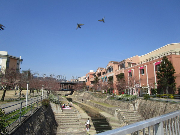 箕面市牧落5丁目の土地(みのおキューズモール)