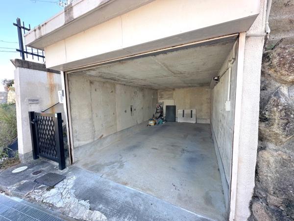 箕面市牧落５丁目の中古一戸建て