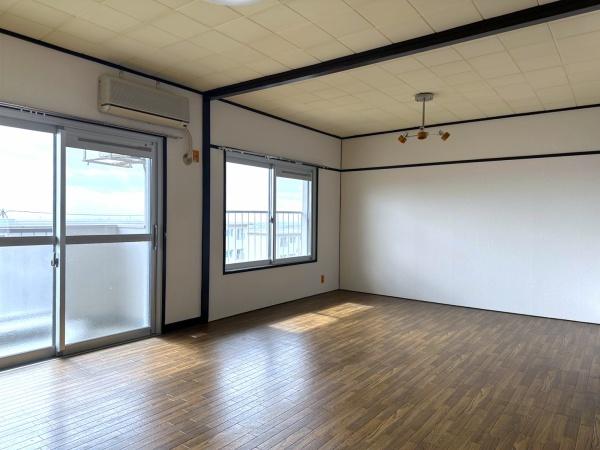 箕面如意谷住宅　１９号棟