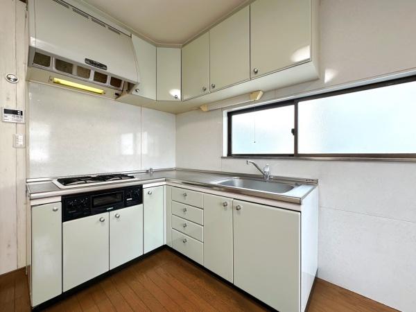 川西市美園町の中古一戸建て