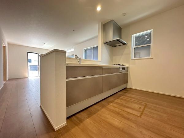 八尾市山本町北６丁目　【新築戸建て】