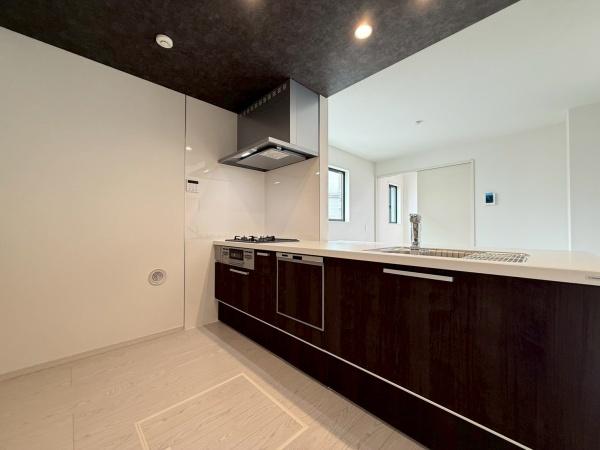 東大阪市菱屋西5丁目　【新築戸建て1号棟】