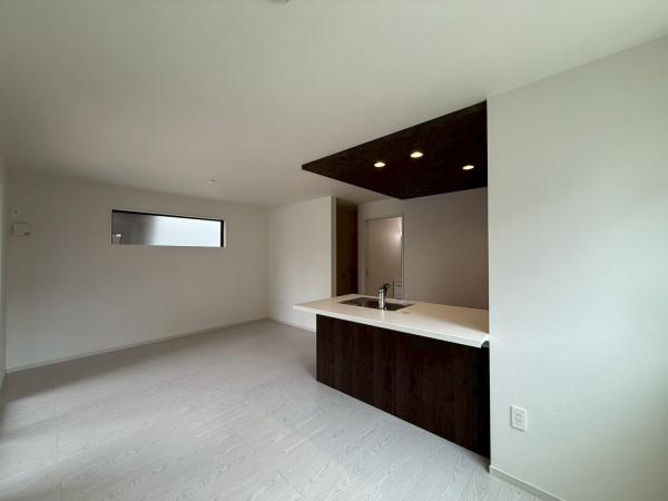 東大阪市菱屋西5丁目　【新築戸建て1号棟】
