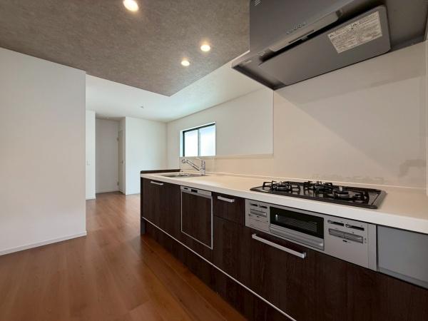 東大阪市菱屋西5丁目　【新築戸建て2号棟】