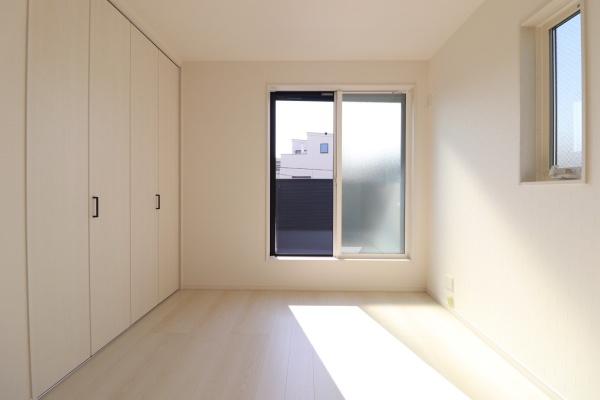 東大阪市大蓮東1丁目　【新築戸建て】