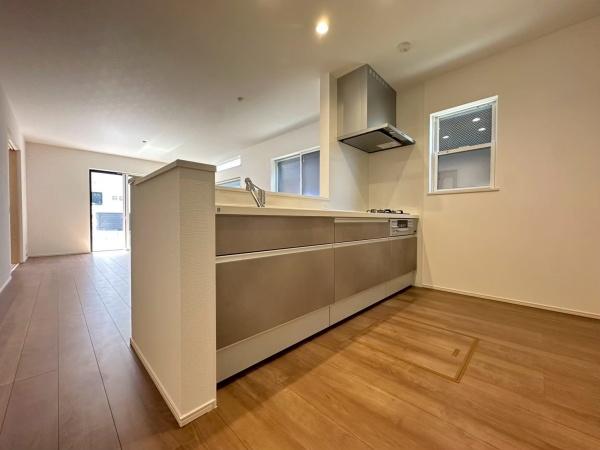 東大阪市大蓮南2丁目　1号棟　【新築戸建て】