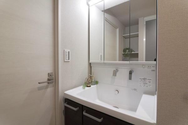 コスモ鶴見緑地　【中古マンション】