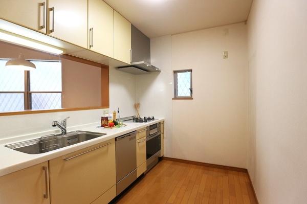 東大阪市岩田町6丁目　【中古戸建】