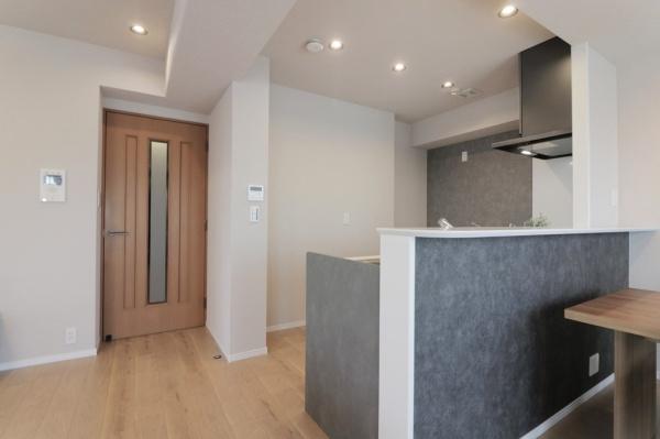 ステイツ枚方・長尾ヒルズ　【中古マンション】