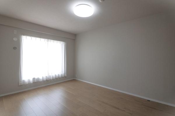 ステイツ枚方・長尾ヒルズ　【中古マンション】