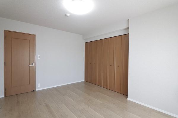 ステイツ枚方・長尾ヒルズ　【中古マンション】