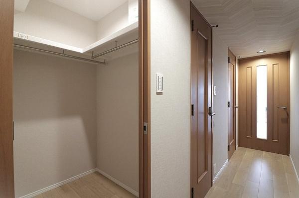 ステイツ枚方・長尾ヒルズ　【中古マンション】