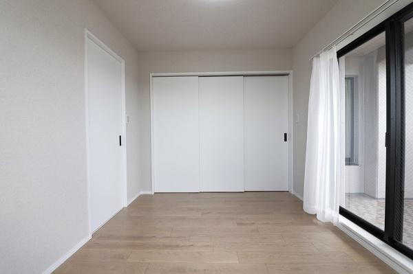 ステイツ枚方・長尾ヒルズ　【中古マンション】