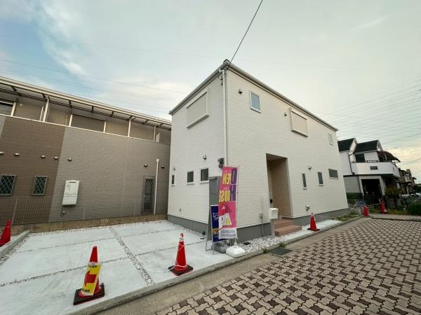 八尾市高安町南4丁目　2号棟　【新築戸建て】