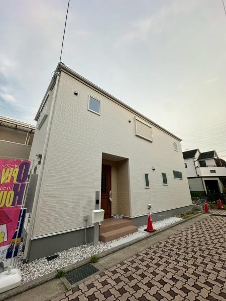 八尾市高安町南4丁目　2号棟　【新築戸建て】