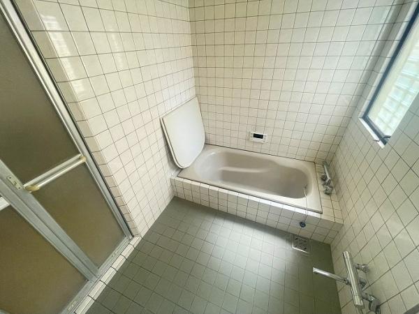 西宮市小松東町２丁目の中古一戸建て