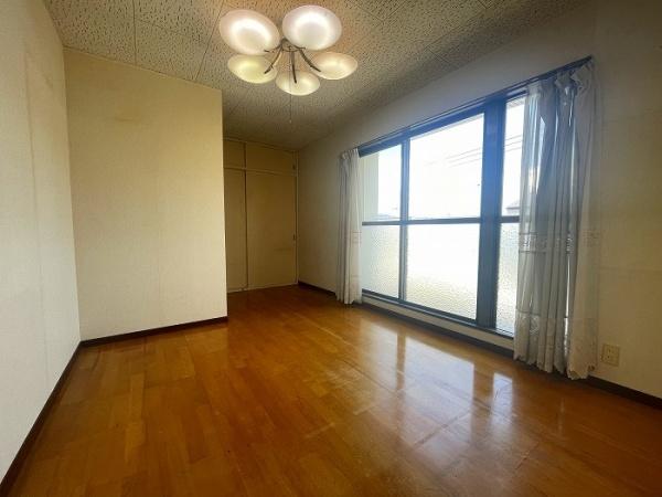 西宮市小松東町２丁目の中古一戸建て