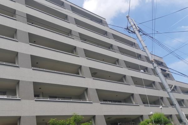 アズ・ワン、リッシュ　【中古マンション】