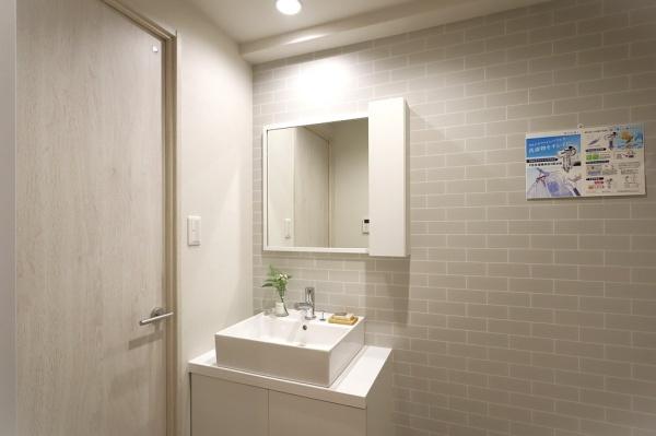 ネオコーポ鶴見緑地線二番街A棟　【中古マンション】