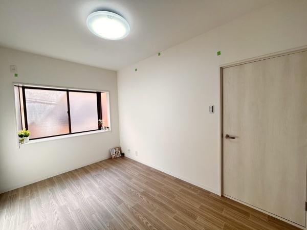 東大阪市御厨西ノ町１丁目の中古一戸建て