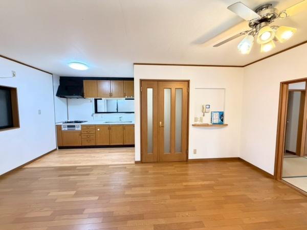 東大阪市中鴻池町３丁目の中古一戸建て