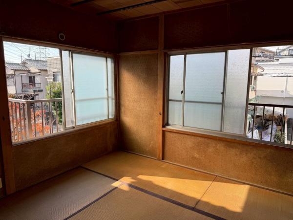 八尾市曙町３丁目の中古一戸建て