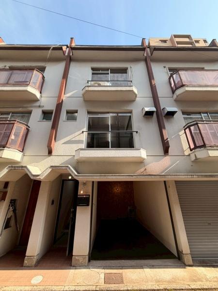 東大阪市箱殿町　【中古戸建】