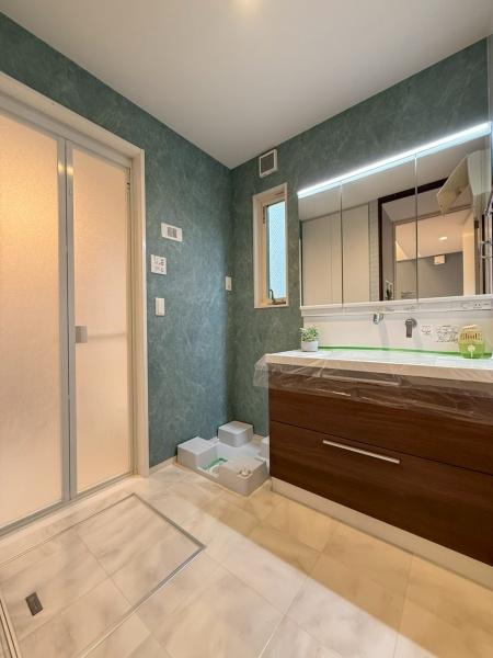 八尾市南本町６丁目の中古一戸建て