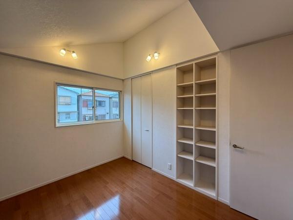 八尾市南本町６丁目の中古一戸建て