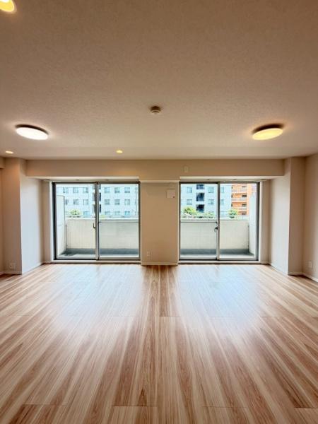 クロスティ八尾南壱番館　【中古マンション】