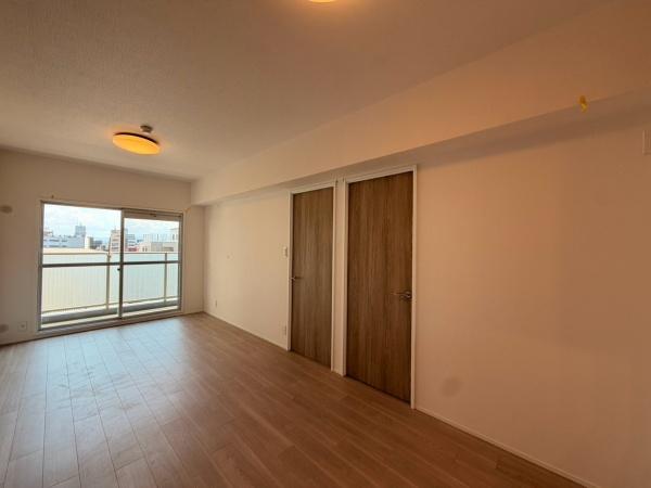 万葉ハイツ小阪菱屋西　【中古マンション】