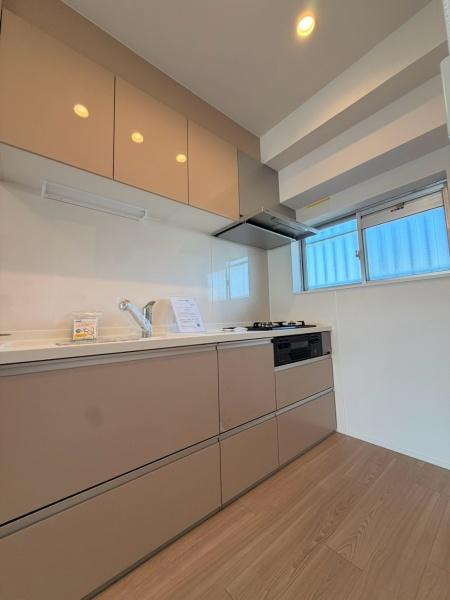 万葉ハイツ小阪菱屋西　【中古マンション】