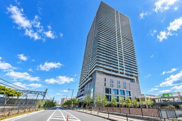 メガシティタワーズ THE・WEST 【中古マンション】