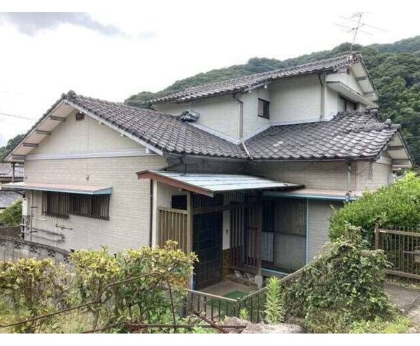 長崎市芒塚町の中古一戸建