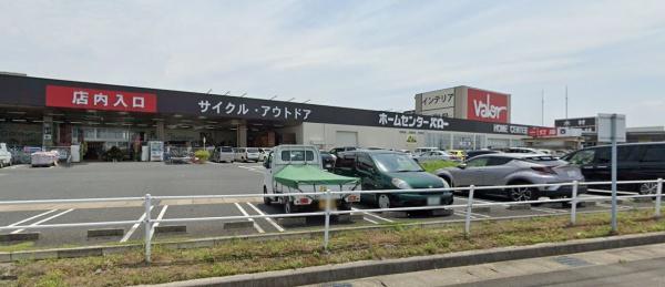 稲沢市平和町西光坊海道東の中古一戸建て(ホームセンターバローメガストア稲沢平和店)