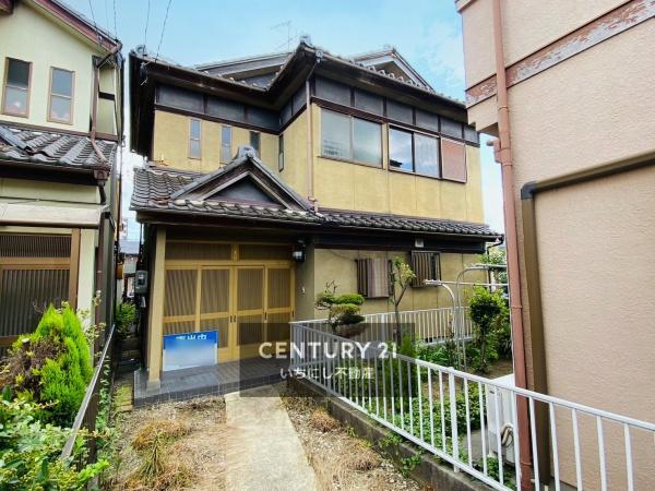 一宮市下沼町3丁目の中古一戸建て(リビング)
