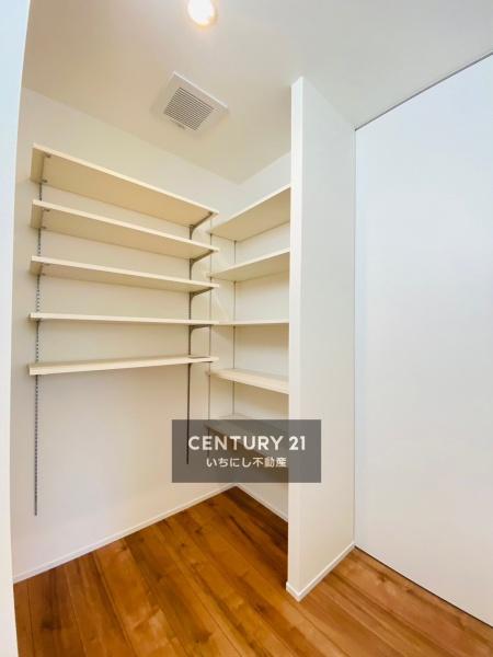 一宮市三条字郷内西の中古一戸建て