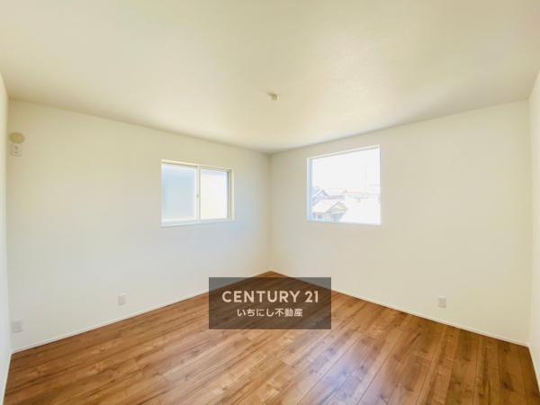 一宮市三条字郷内西の中古一戸建て