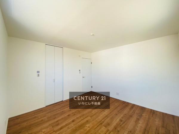 一宮市三条字郷内西の中古一戸建て