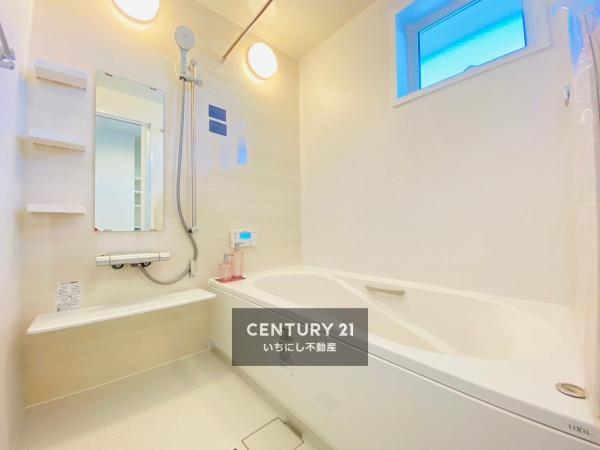 一宮市三条字郷内西の中古一戸建て