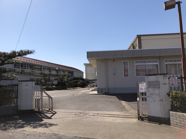 一宮市伝法寺ll B号棟(一宮市立丹陽中学校)