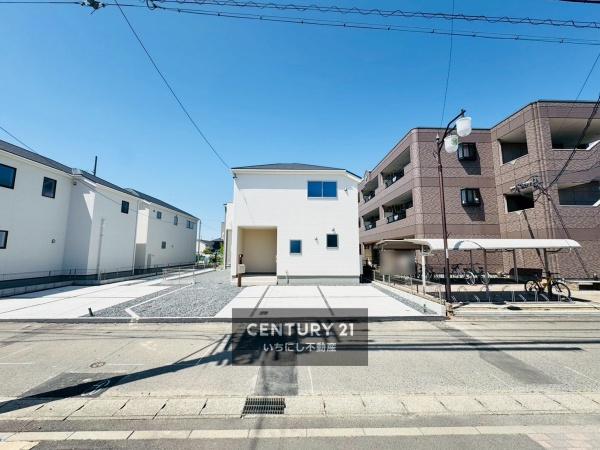 リーブルガーデン一宮市馬見塚西ノ山　1号棟