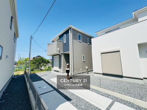 リーブルガーデン一宮市馬見塚西ノ山　2号棟
