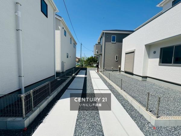 リーブルガーデン一宮市馬見塚西ノ山　2号棟