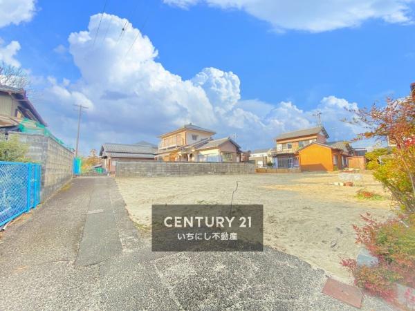 一宮市木曽川町里小牧字上川原の中古一戸建て
