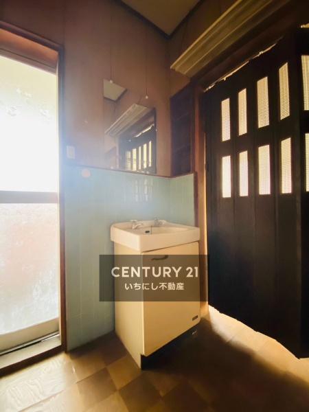 一宮市浅井町小日比野字郷前の中古一戸建て