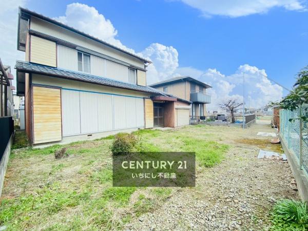 一宮市浅井町小日比野字郷前の中古一戸建て