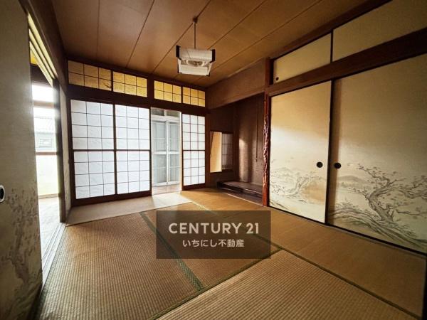 一宮市浅井町小日比野字郷前の中古一戸建て