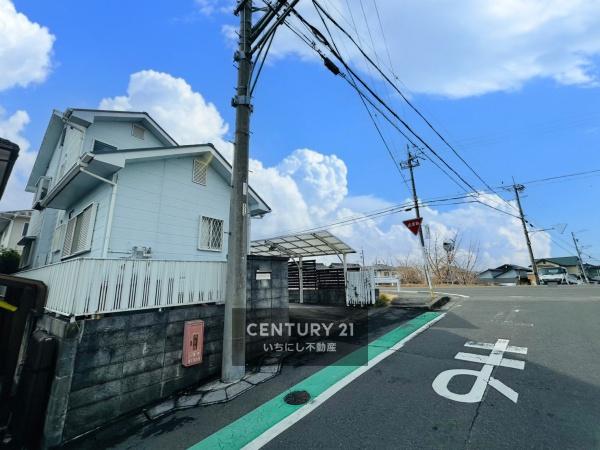 一宮市木曽川町里小牧字道路寺の中古一戸建て